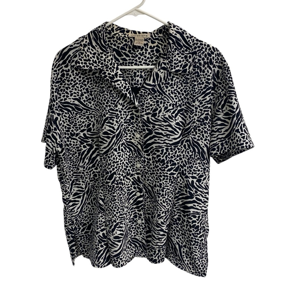 Notions Ladies Pull On Top Size XL Brown and‎ Cream Animal Print Button Down